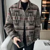 春秋の韓国のトレンディなハンサムファッションジャケットメンカジュアルユース男性コート縞模様のターンダウンカラールーズストリートウェア服240106