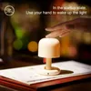 Yaratıcı mantar tarzı led gece ışık nordic mini masaüstü kahve bar ev oturma odası dekorasyonu modern minimalist masa ışık 240105