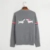 10019 L 2024 Piste Printemps Marque SAme Style Pull À Manches Courtes Col En V Blanc Gris Bleu Rouge Cardigan Femmes Vêtements De Haute Qualité Femmes DL