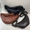 Ny ko hornbulle, unik design, fashionabla dumpling bulle, crossbody väska, midjeväska, kvinnors äkta läder underarm fransk väska