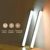 LED Motion Sensor Light Wireless USB uppladdningsbar nattlampor Rum Rörelsedetektor Ljus under skåpslampan Nattbelysning (varmt ljus)