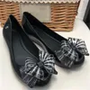 Projektantka mody kobiety sandałowe buty galaretki damskie płaskie obcasy klapki klapki pvc rybne slajdy oddychające buty plażowe dla kobiety