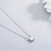 Kedjor gränsöverskridande Amazon som säljer S925 Silver High End Round Diamond Set Pendant med benben Elegans Simple Women's Necklace