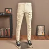 Mäns jeans Beige Retro Patchwork Multi-Pocket Design High-End Stretch Slim Street Leisure Cargo Motorcykelbyxor