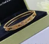 2024 Van Clover Bracelet designer bracelet designer jewelry for Women Floral Gift Top quality Stainless Steel 18K gold Classic 2024 New Christmas New Year Valentine