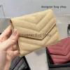 borsa firmata Portafogli corti in pelle fiore goffrata Moda in metallo con lettera trapuntata Borsa a mano Portamonete con chiusura magnetica Porta carte di credito Borse a mano