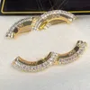 Mode Frauen Designer Broschen Brief Pins Perle Diamant Brosche 18 Karat vergoldet Edelstahl Marke Anzug Pin Hochzeit Schmuck Geschenke