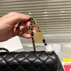 Crossbody Metal Ladies Designer Mode Ledertasche Umhängetaschen Frauen Luxusdesigner Handtaschen 20 cm neue volle Geschenkbox -Klappketten Geldbörse