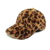 Kawałki kulkowe 2024 Autumn and Winter Corduroy Leopard Print ciepłe czapkę baseballową Casquette Regulowane czapki na zewnątrz dla mężczyzn kobiety 51