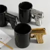 Copo de pistola criativo seguro e saudável fácil de limpar textura delicada confortável aperto caneca copo suave e plano 3d molde esmalte copo 240106