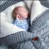 Spädbarnsbarn Vinter varma sovsäckar mjuk tjock fleece -knapp stickad swaddle filt flickor pojkar barnvagn wraps baby tillbehör 240105