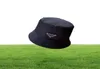 Designer Bucket Hat Fashion Breattable Stingy Brim Hat For Mens Woman Classic Black White Caps Top Quality1630660