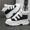 Moda bianca nera per sneakers con plateau con rialzo in altezza Hasp Scarpe alte firmate da uomo Zapatillas Hombre