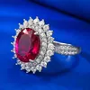 Anneaux de bande S925 Silver Pigeon Blood Red Simulation 8x10 mm Bague de mariage Cluster Elegant Gorgeous Birthday Giftl240105