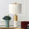 Lámparas de mesa Lámpara de bola de cristal LED nórdica Tiffany manchada brillante cisne escritorio sala de estar