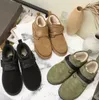 Zapatos de diseñador, botas de invierno nuevas con botones cómodos, botas de nieve informales, varios colores para elegir, modernas y versátiles.