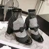 Bowtie Sandales Chaussures de créateurs Luxe Strass Boucle Chunky Talon Chaussure en cuir 8,5 cm à talons hauts Tissu en maille Rome Sandal Chaussures d'usine