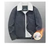 高品質のジャケットメンズ冬のぬいぐるみ作業服カジュアル濃厚短い固体綿240105