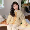 Down Ceket Kids kızlar Sıcak Ceket Kış Kış Koreli Çocuk Parkas Çiçek Baskı Pamuklu Bebek Polar Poştası Kadife Dış Giyim