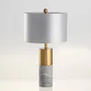 Lámparas de mesa Lámpara de bola de cristal LED nórdica Tiffany manchada brillante cisne escritorio sala de estar