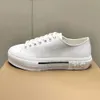 Scarpe di design di lusso Sneakers da donna Classic Campus Plate-forme Scarpe da ginnastica da donna in tela scozzese vintage Scarpe da donna per uomo Berry Stripes Scarpe casual basse di moda