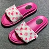 Designer slippers Pool Pillow mules heels luxury slides Men Women sandals designer shoes flat comfort summer scuffs padded front strap beach slide C106