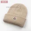 Cent Caps Monclair Bonnet Designer Chapeau Top Qualité Épaissi Automne Et Hiver Couleur Unie Laine Pour Femmes Protection Oreille Bonnet Tricoté Pour Hommes 6 K7M4