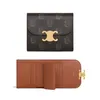 Specchio di qualità Luxurys Trionfi Designer Portafogli Womens Man Fashion Leather Passport Card Case Key Case