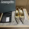 Högkvalitativ designer Kvinnor Hög klackar Luxury Dinner läder Sandaler Fashion Design Casual Muller Shoes Office Girl Bar Shoes For Ladys Triangle Heel YMPR 0051