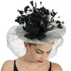 Bérets Beige dames Chapeau casquettes femmes Kenducky fascinateurs chapeaux bandeaux casque plumes noires accessoires de cheveux