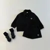 Vorschul-Kinderbekleidung Korea Frühlings-Baby-Set für Jungen und Mädchen, gestreifte Shorts, langärmliges Oberteil, zweiteiliges Set 240105