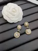 New Letter Crystal Stud Earrings Boutique Charm Jewelry Womens Luxury Pearl Crystal Earrings Vintage Style Designer Women Earrings