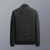 2023 Brand Slim Fit Coat Autumn Winter Bomber Jacket Men Diamond Pattern Fleece Lined Casual Fashion Clothing 240105