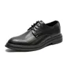 Lederen jurk voor heren mode casual puntige bruiloft bruidegomschoenen voor man Koreaanse versie Solid Color Shoe Male 240106