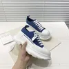 Well-known designer low-top sneakers smooth boots casual canvas shoelaces fashion trend burst new couple 2024