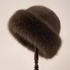 Bérets 2024 Big Fluffy Faux Fur Bucket Hat pour femmes Luxury Placeman Pêcheur chaud Hiver épaissis