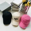 Ball Caps Güzellik Spor Beyzbol Kapağı Erkek ve Kadın Tasarımcı Beanie Hat Çok yönlü Çift Güneşlik