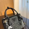 2024 Nieuwe 10a Designer Tas Handtas met grote capaciteit Mode Kristal Veelzijdige schoudertas Crossbody Nieuwjaar Rood Designer draagtas