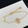 مع Box Designer Classic Bracelet 18K Gold Gold Plated Wild and Girls Charm Bracelets Valentine Nead Mother's Noveling Never Never Fade