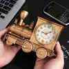 Orologio da treno di lusso retrò Decorazione del soggiorno per interni della camera da letto Oggetti d'antiquariato Statua Decorazioni per angoli del caffè Libro Decorazioni per la casa 240106