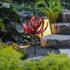 Décorations de jardin Spinners de cour sur piquets Rotatif à 360 degrés en métal résistant aux UV Lotus Windmill Display Art pour trottoirs chemins patio rouge
