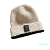 ハットファッションブランドキャップシックカシミアニット冬の屋外男性と女性のデザイナーの帽子の贈り物