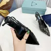 مصمم نسائي جديد High Heels Heels Heels Upper مع Triangle Decoration Celebrity Elegant Heel Party Evening High Heels Hight 8.5 عالية الجودة 35 42