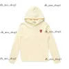 Designer Cdgs Classic Hoodie Fashion Play Little Red Peach Heart Printed Mens and Womens Hooded Sweater Coat Cdg Hat Essentialsweatshirts 428