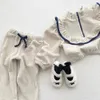 Melario Set di abbigliamento per bambini Autunno Ragazze Felpa con cappuccio a maniche lunghe Pantaloni a zampa d'elefante Due pezzi Moda per bambini Piccolo vestito sportivo casual 240106