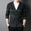 Herrtröjor Ankomst Cardigan Korean Style Fashion Stripes Sweater Casual V-Neck Knitwear Single Breasted