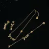 Fashion Classic Medusa Colorful Letters Pendants Women's Armband Necklace Stud Earring Set mässing Color Diamonds Dream Ladies Designer Jewelry MS12 -S8