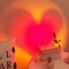 1PC LED LED HEART SHAPED ROOM雰囲気の家の装飾リビングルーム、ハロウィーン、クリスマスの装飾、机のオフィスアクセサリー、壁の装飾