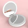 Makeup Compact Mirrors LED Mini Makeup Mirror Ręcznie fałdowanie mały przenośny USB kosmetyka 599