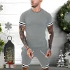 Survêtements pour hommes deux pièces ensemble été t-shirt décontracté et shorts hommes rayé costumes athlétiques mode à manches courtes